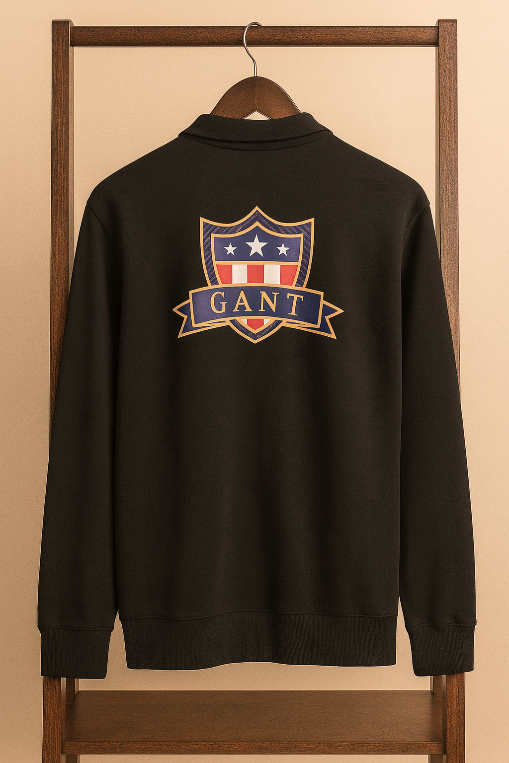 Men’s Black Half-Zip Sweatshirt with Embroidered Shield Logo | Men collection